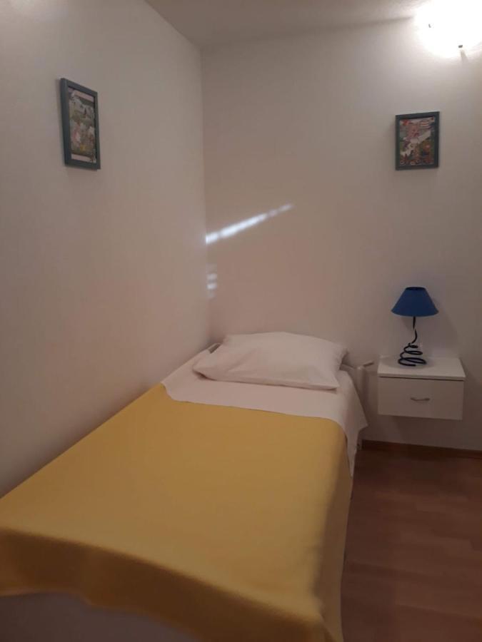 Apartments Anita Nečujam 外观 照片